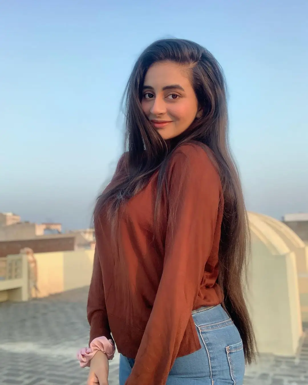 instagram star nishtha gambhir sizzling hot photos leaked on social media